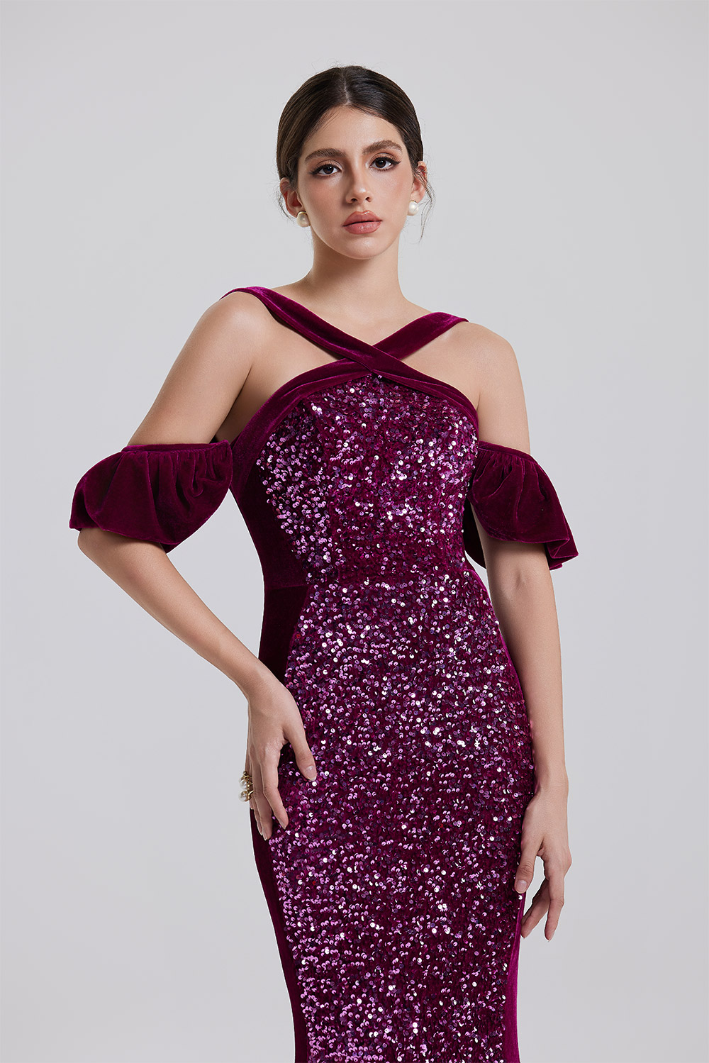 How to Pick the Right Accessories for Evening Dress